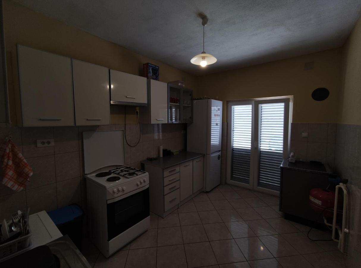 Апартаменти Apartman Bujkovic Sutvara Котор Номер фото